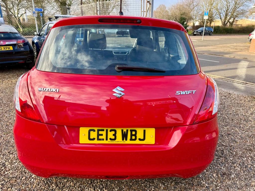 SUZUKI SWIFT