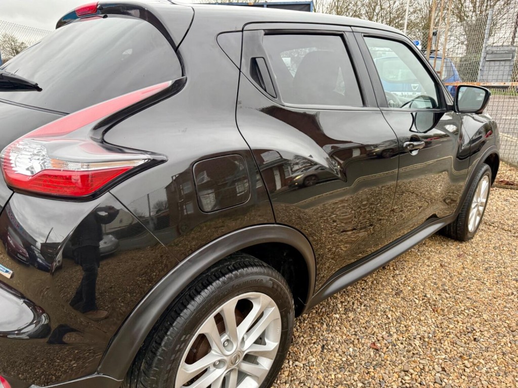 NISSAN JUKE
