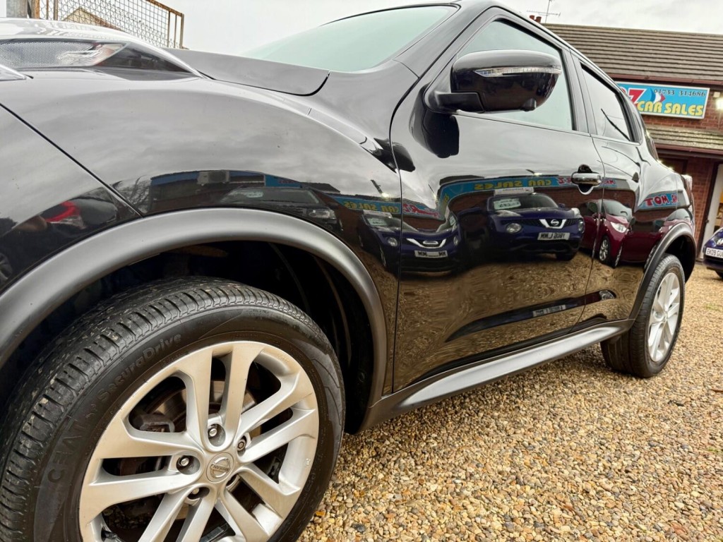 NISSAN JUKE