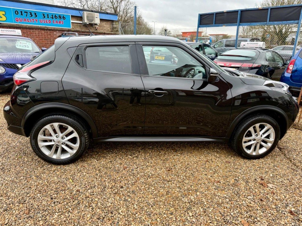 NISSAN JUKE