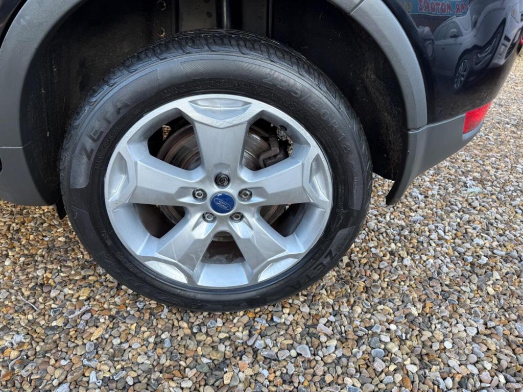 FORD KUGA