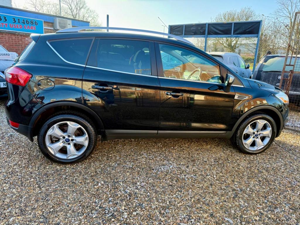 FORD KUGA