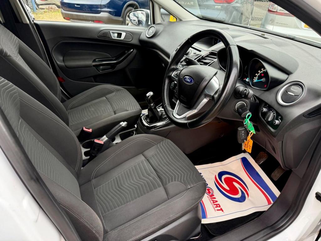 FORD FIESTA