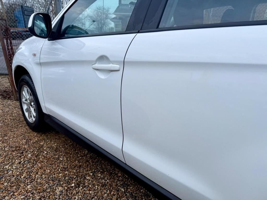 MITSUBISHI ASX