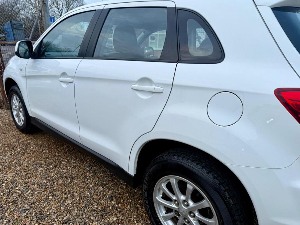 MITSUBISHI ASX