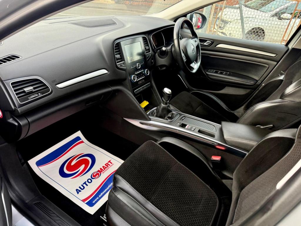 RENAULT MEGANE