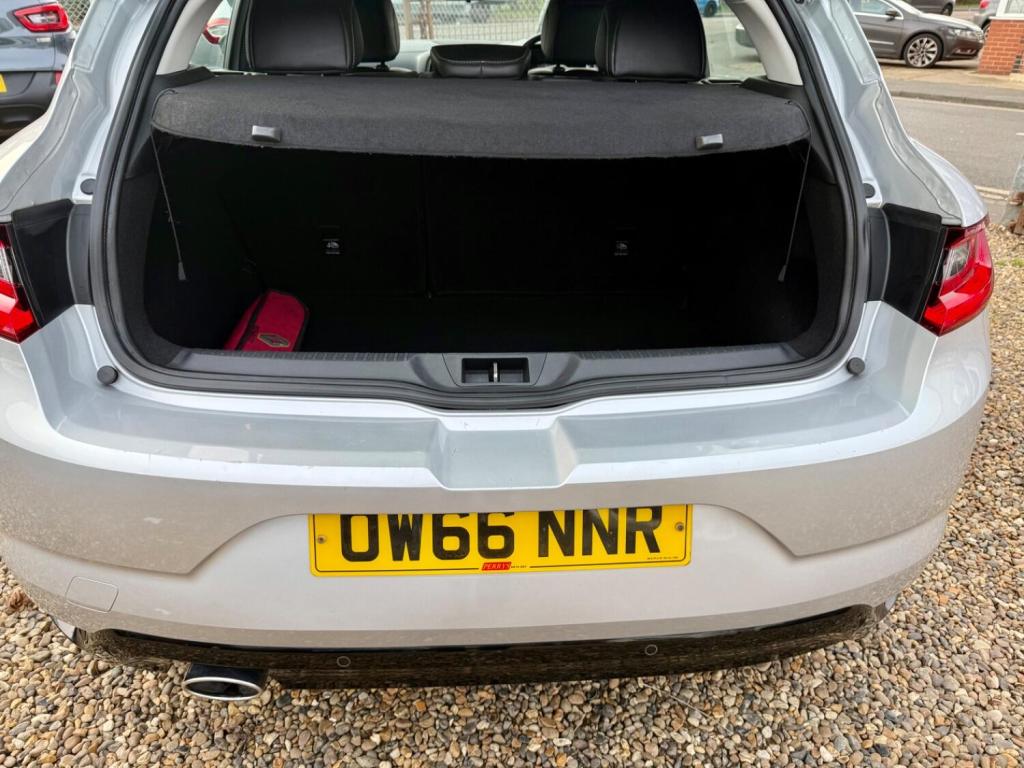 RENAULT MEGANE