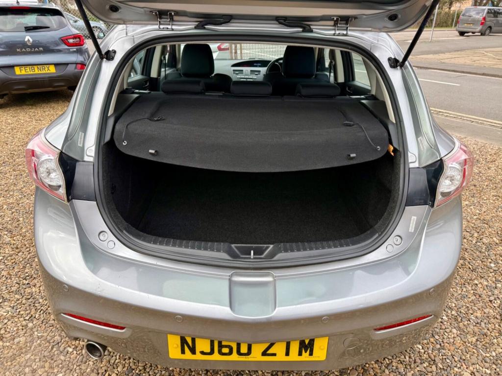 MAZDA MAZDA3