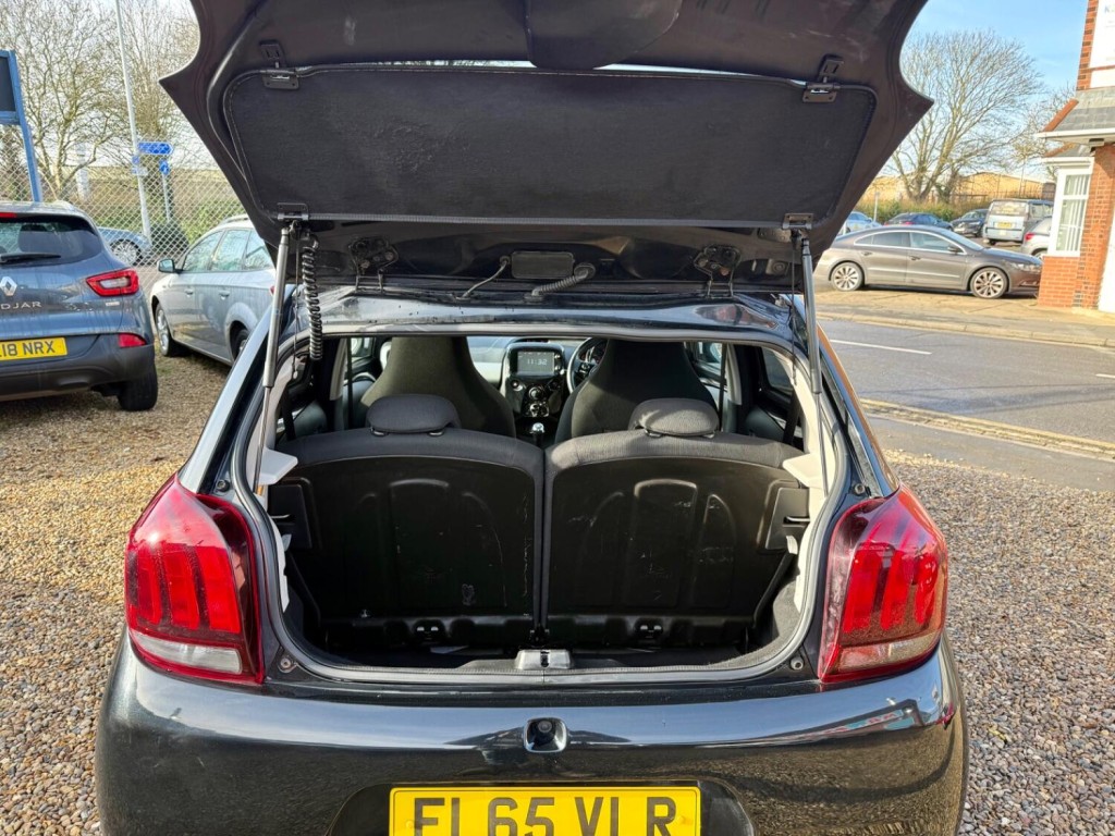 PEUGEOT 108
