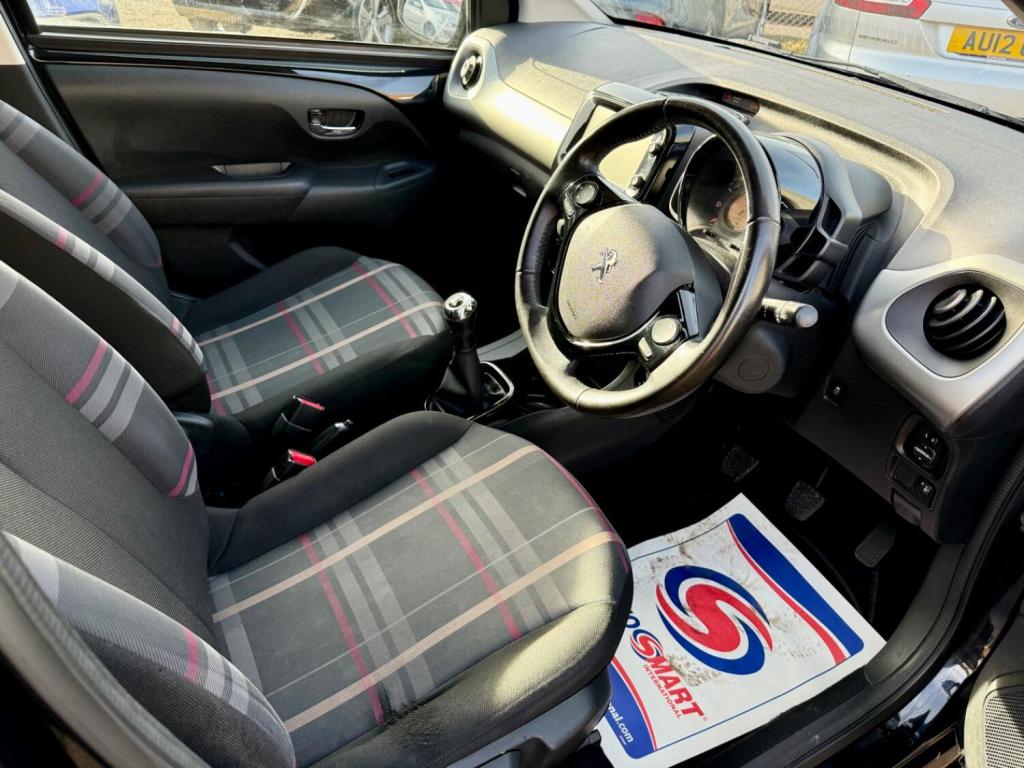 PEUGEOT 108