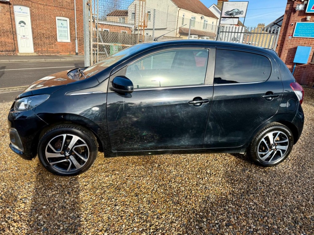 PEUGEOT 108