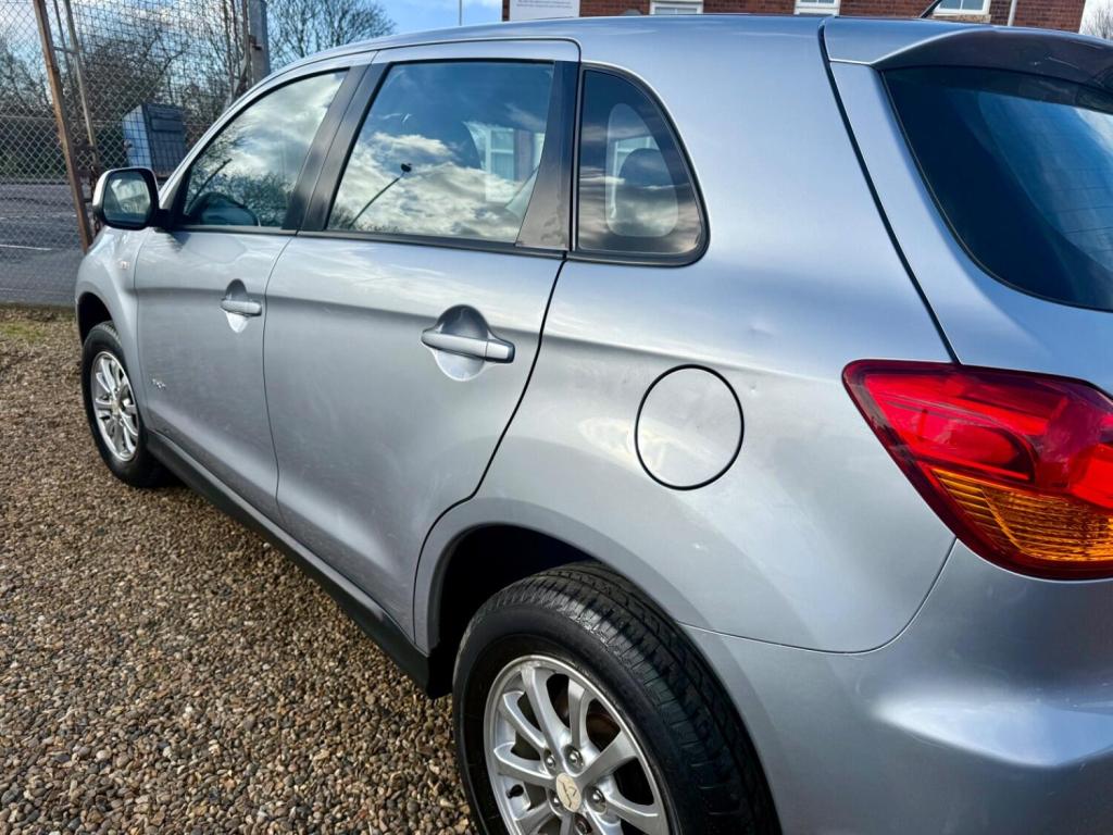 MITSUBISHI ASX