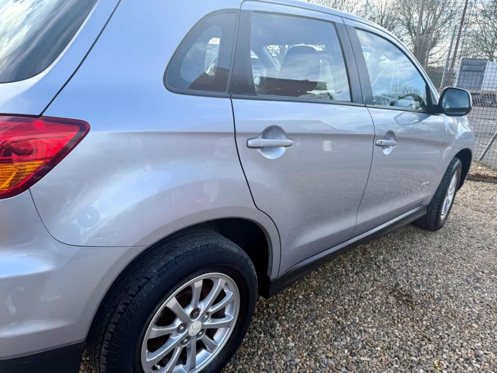 MITSUBISHI ASX