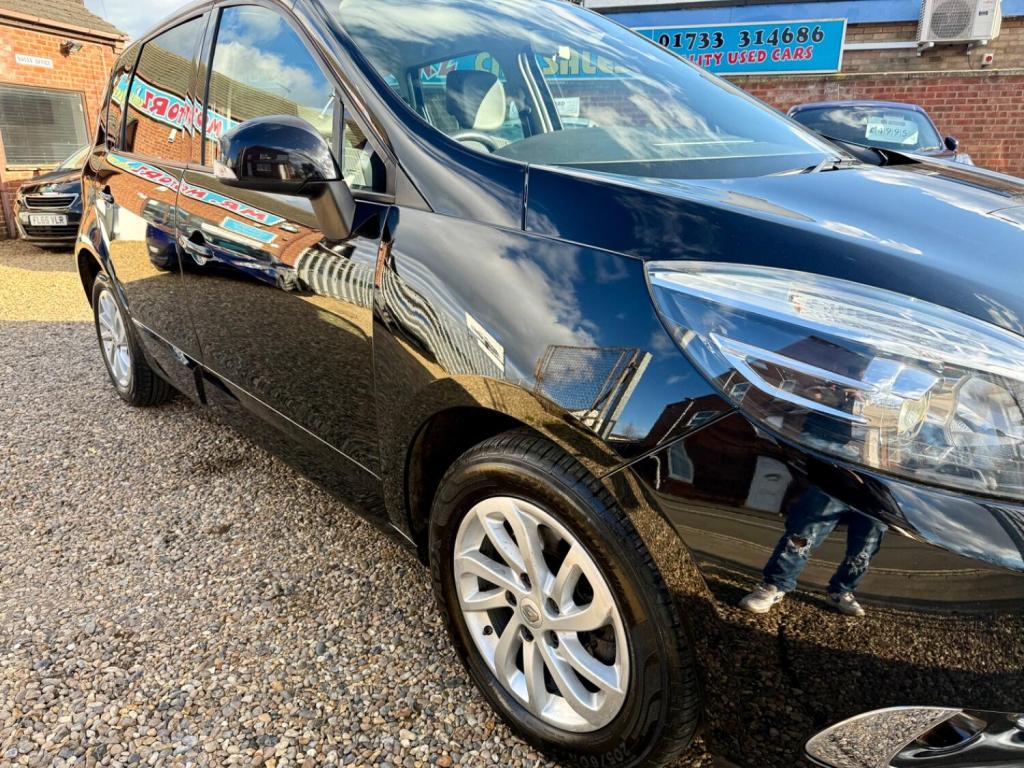 RENAULT SCENIC