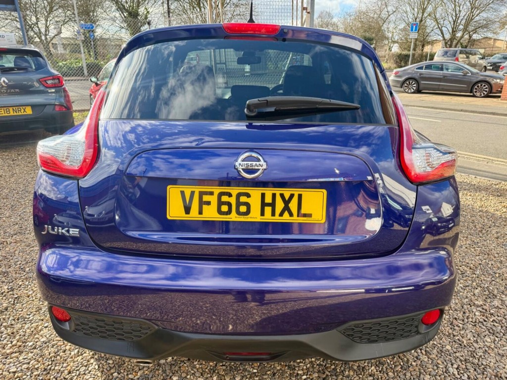 NISSAN JUKE