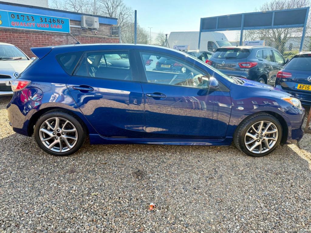 MAZDA MAZDA3