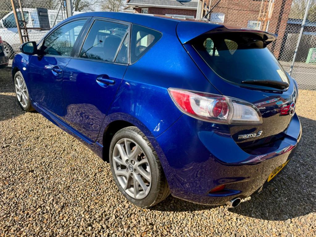 MAZDA MAZDA3