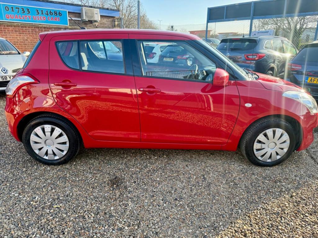 SUZUKI SWIFT