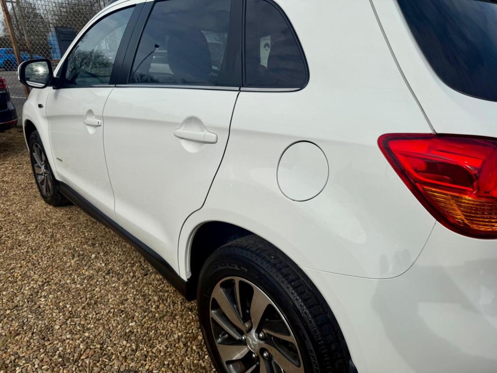 MITSUBISHI ASX