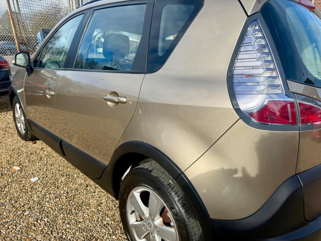 RENAULT SCENIC