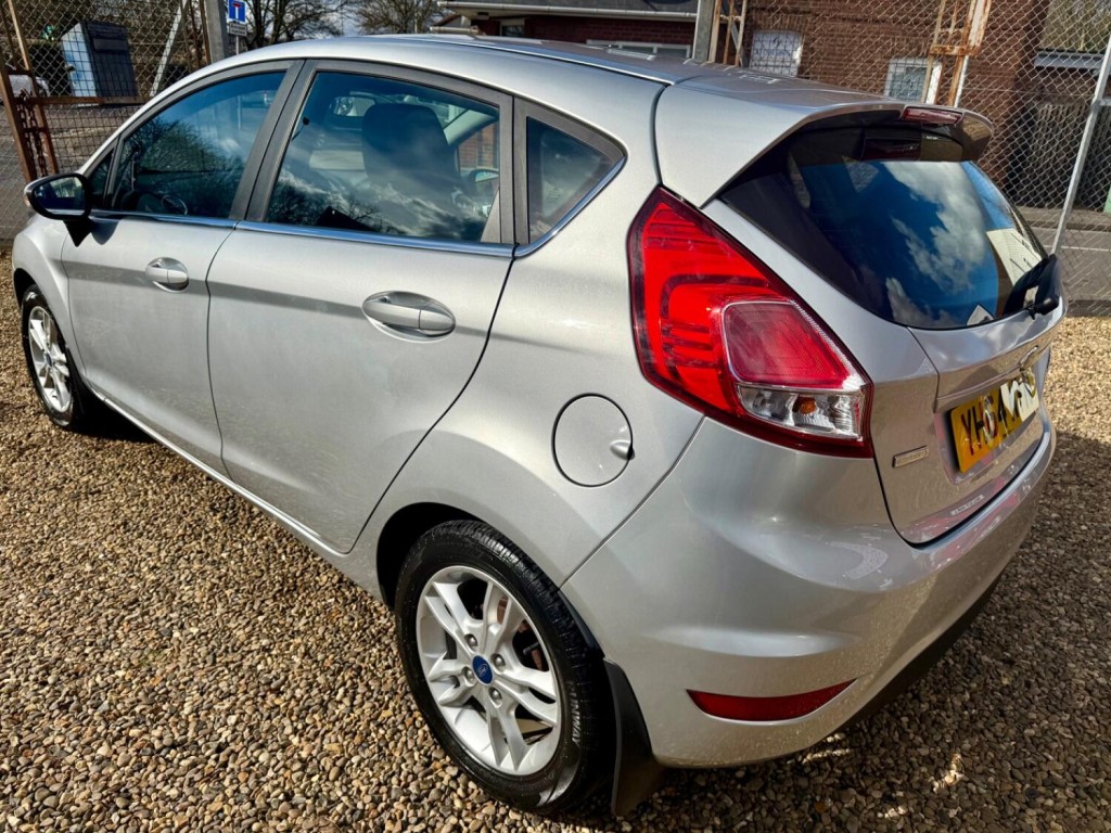 FORD FIESTA