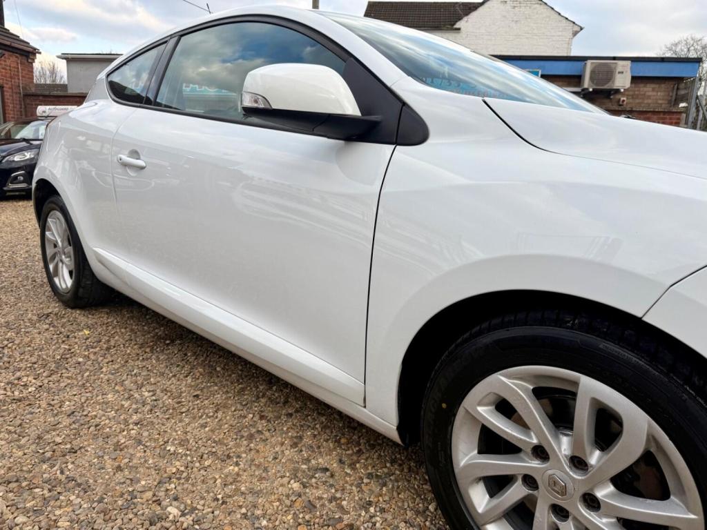 RENAULT MEGANE