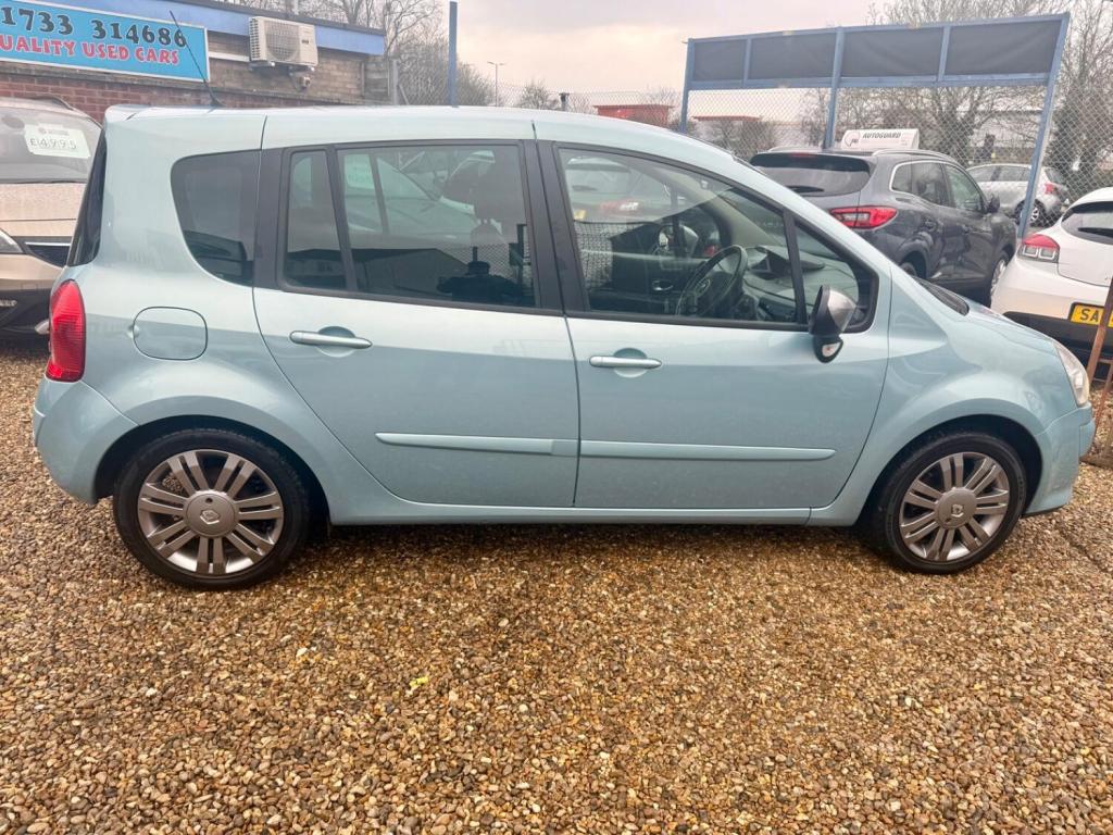 RENAULT GRAND MODUS