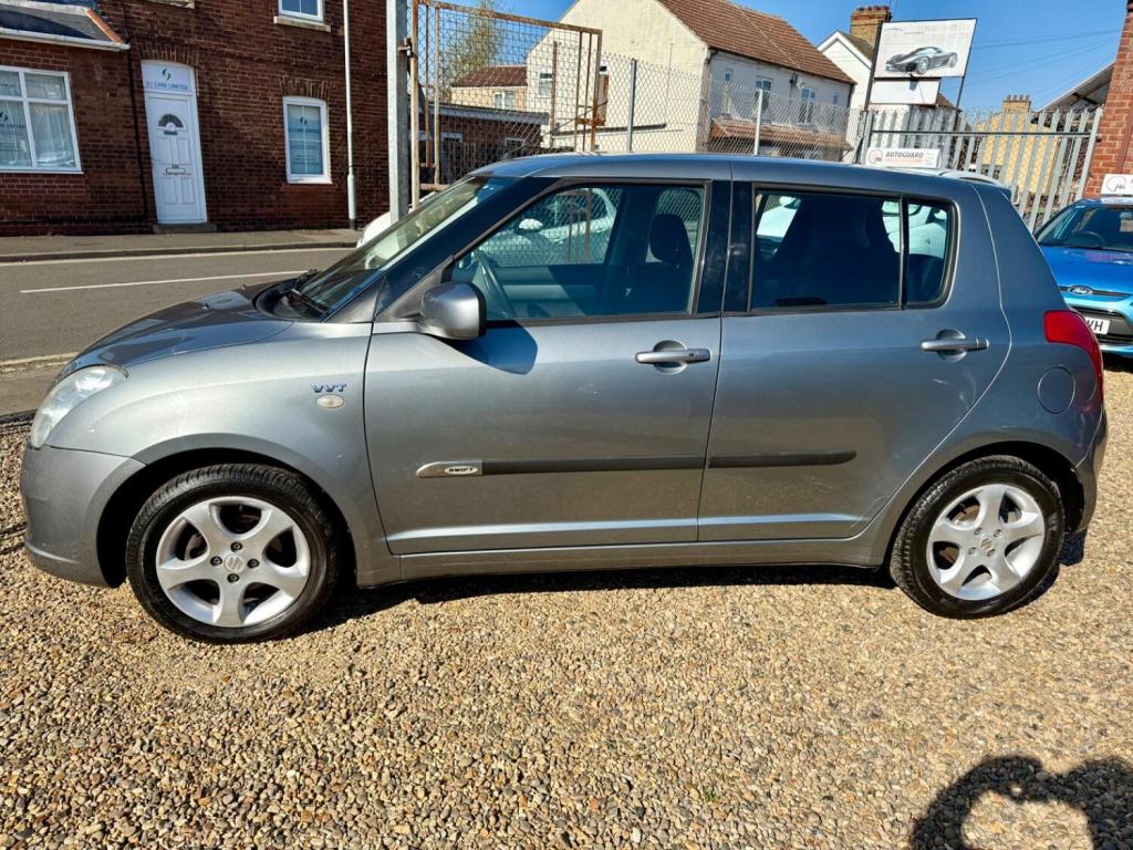 SUZUKI SWIFT