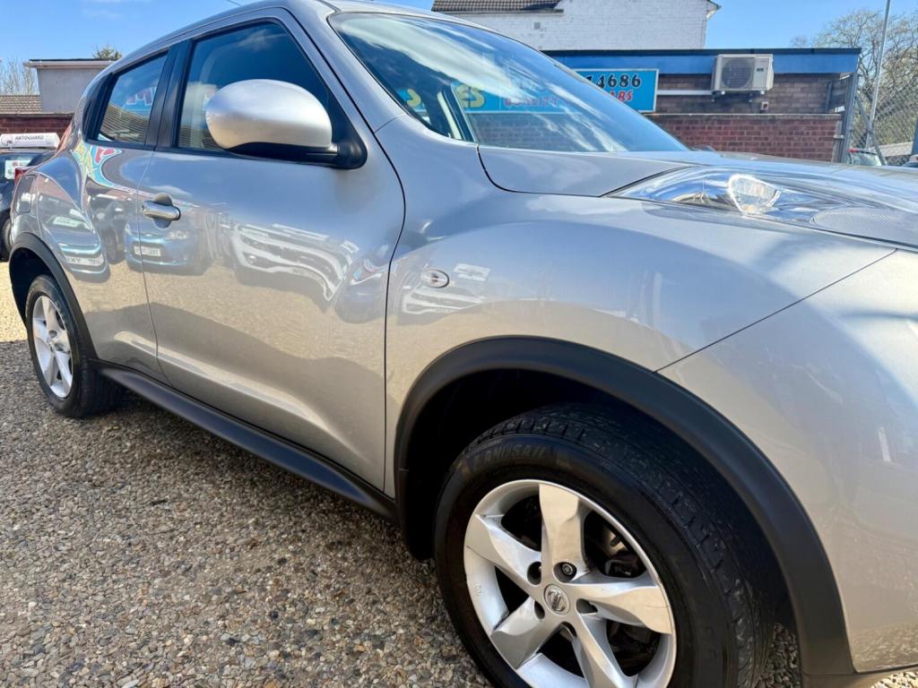 NISSAN JUKE