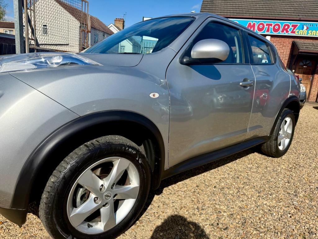 NISSAN JUKE