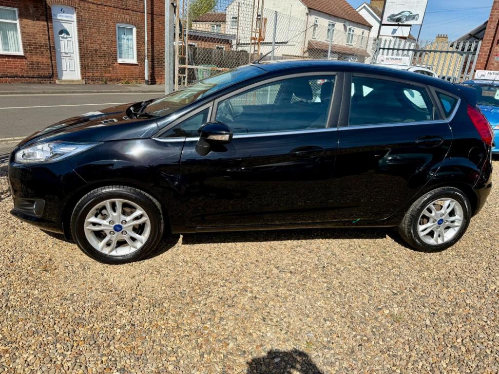 FORD FIESTA