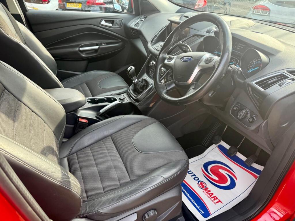 FORD KUGA