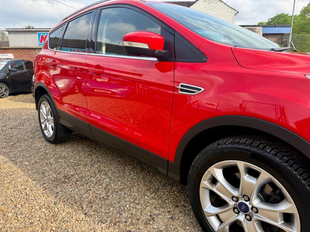 FORD KUGA