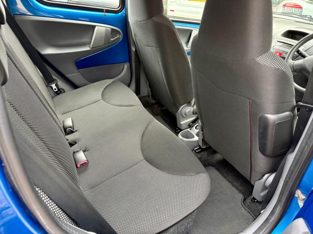 TOYOTA AYGO