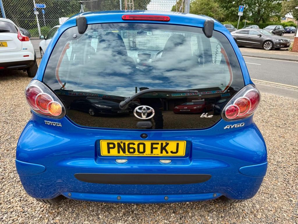 TOYOTA AYGO