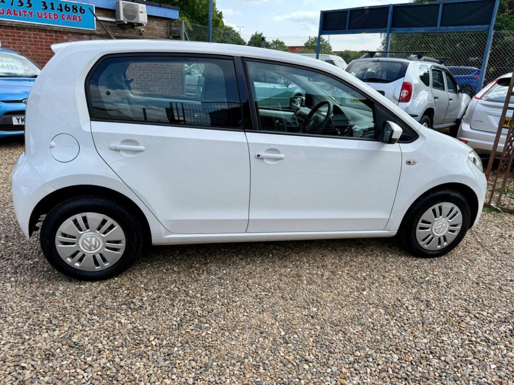 VOLKSWAGEN UP