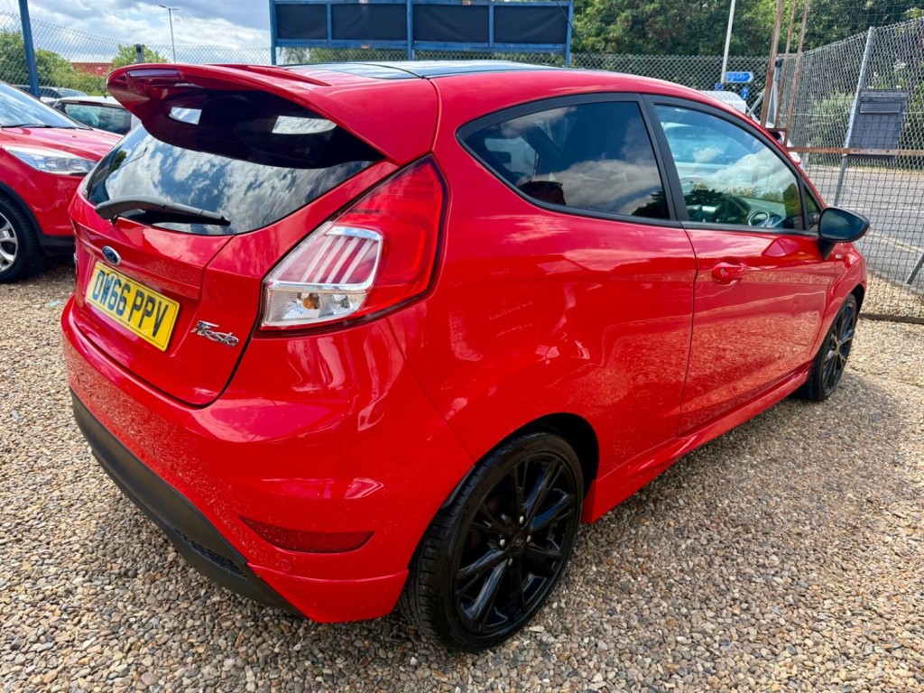 FORD FIESTA