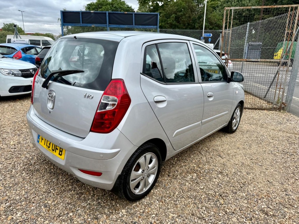 HYUNDAI I10