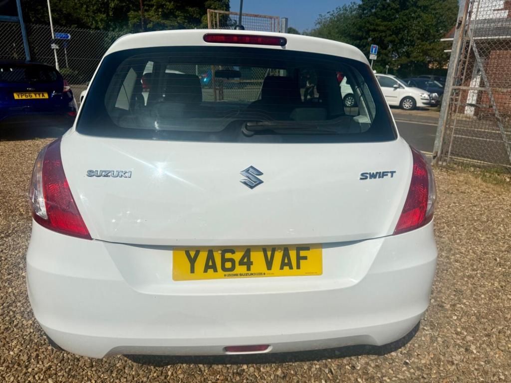 SUZUKI SWIFT