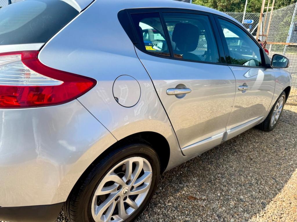 RENAULT MEGANE