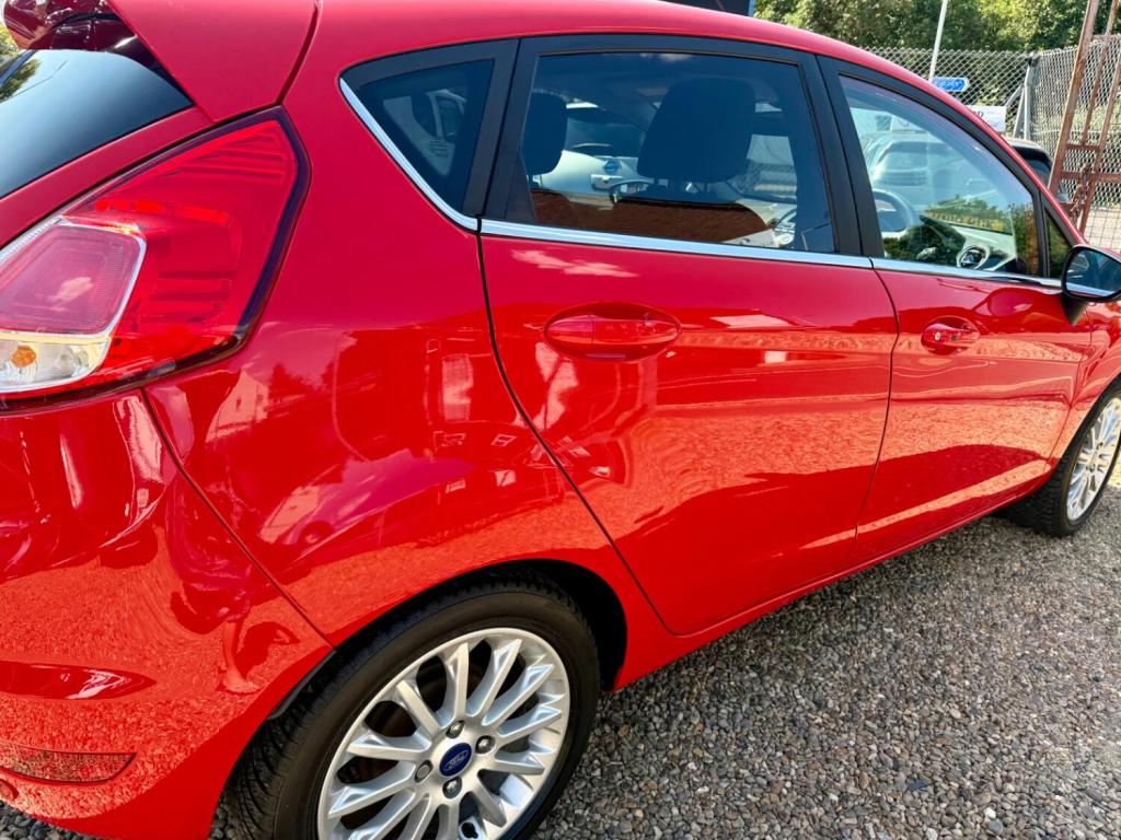 FORD FIESTA