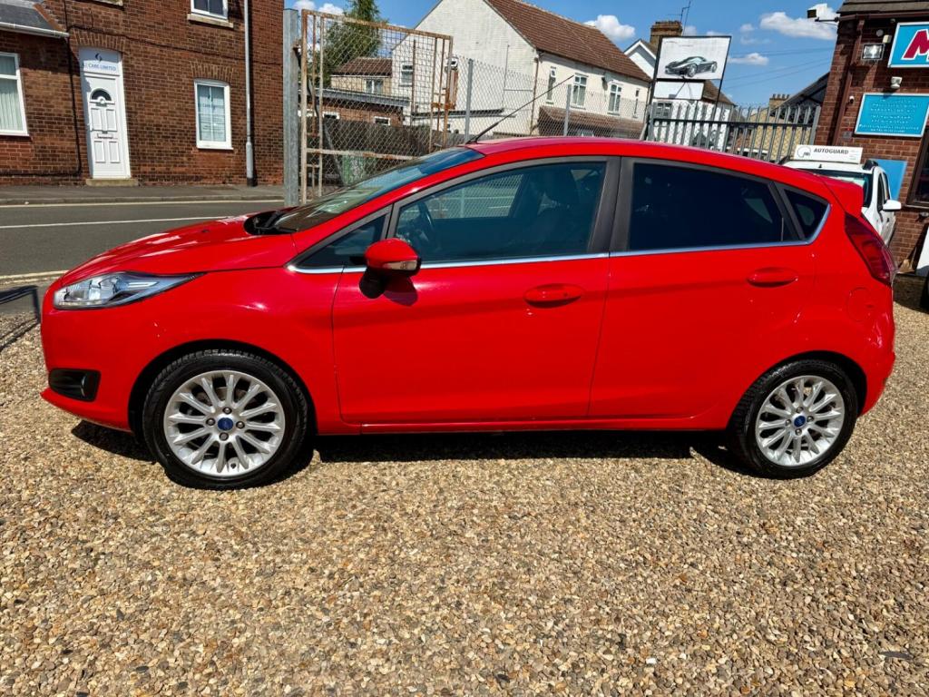 FORD FIESTA