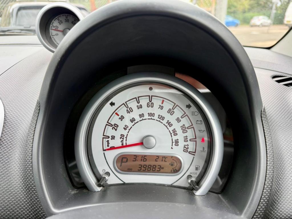 VAUXHALL AGILA