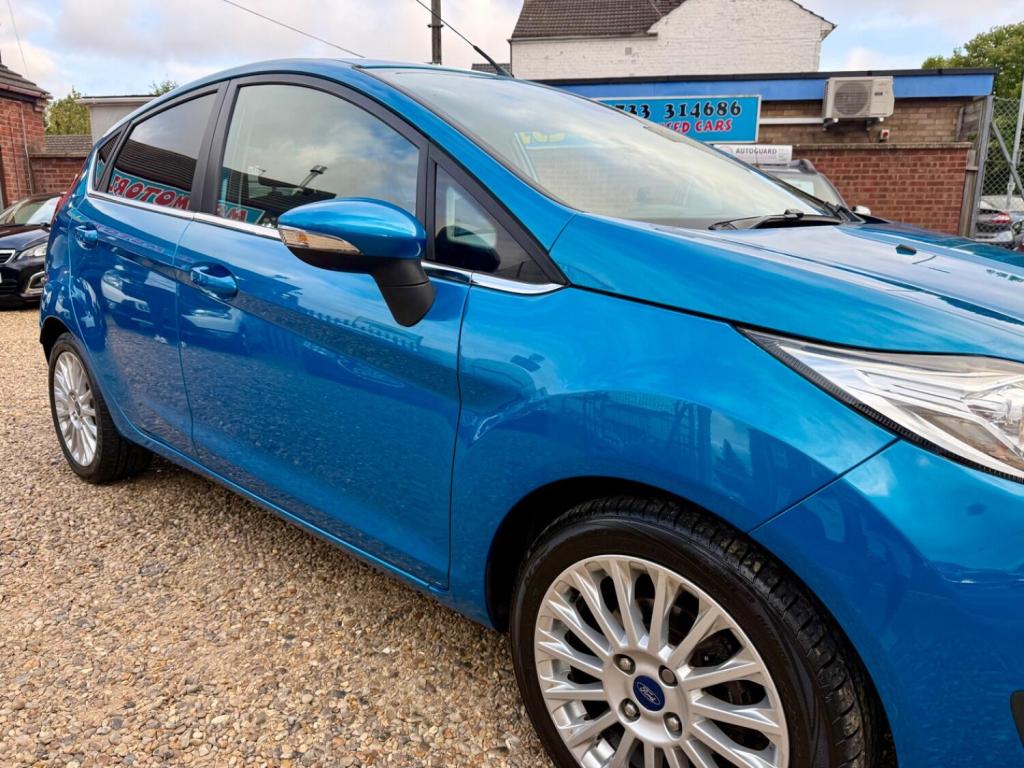 FORD FIESTA