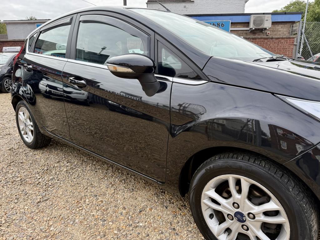 FORD FIESTA