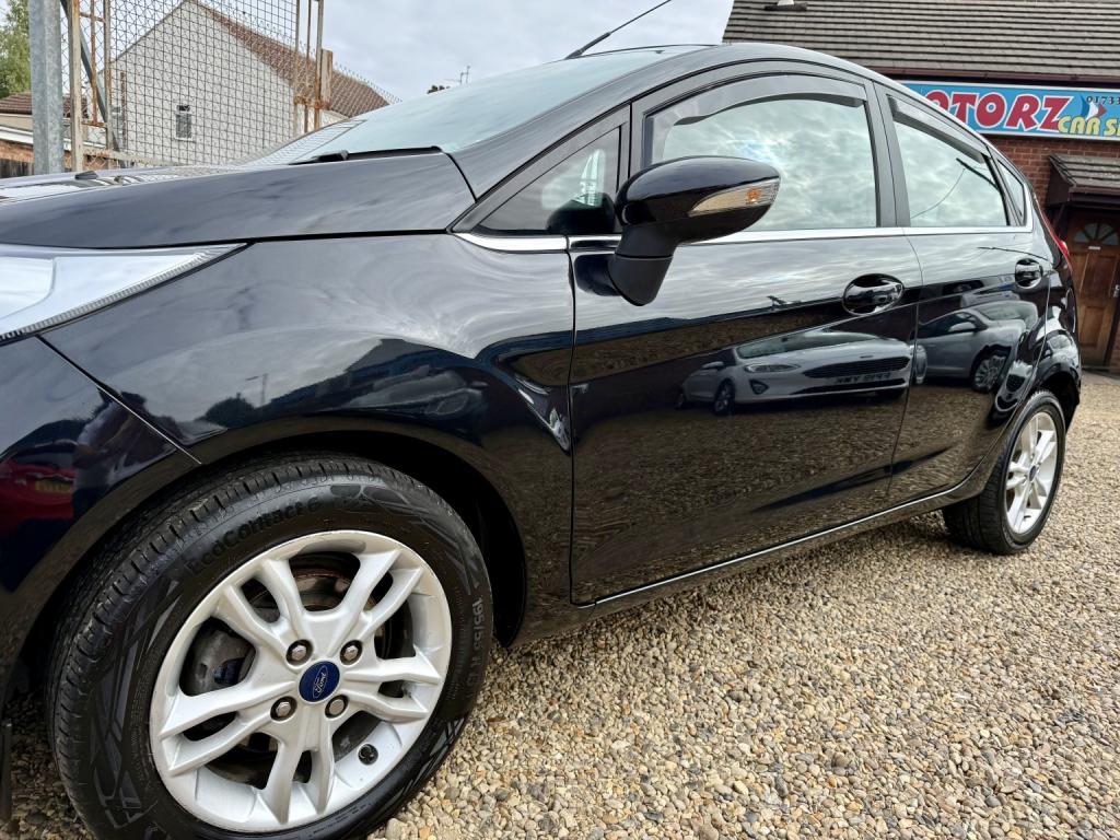 FORD FIESTA