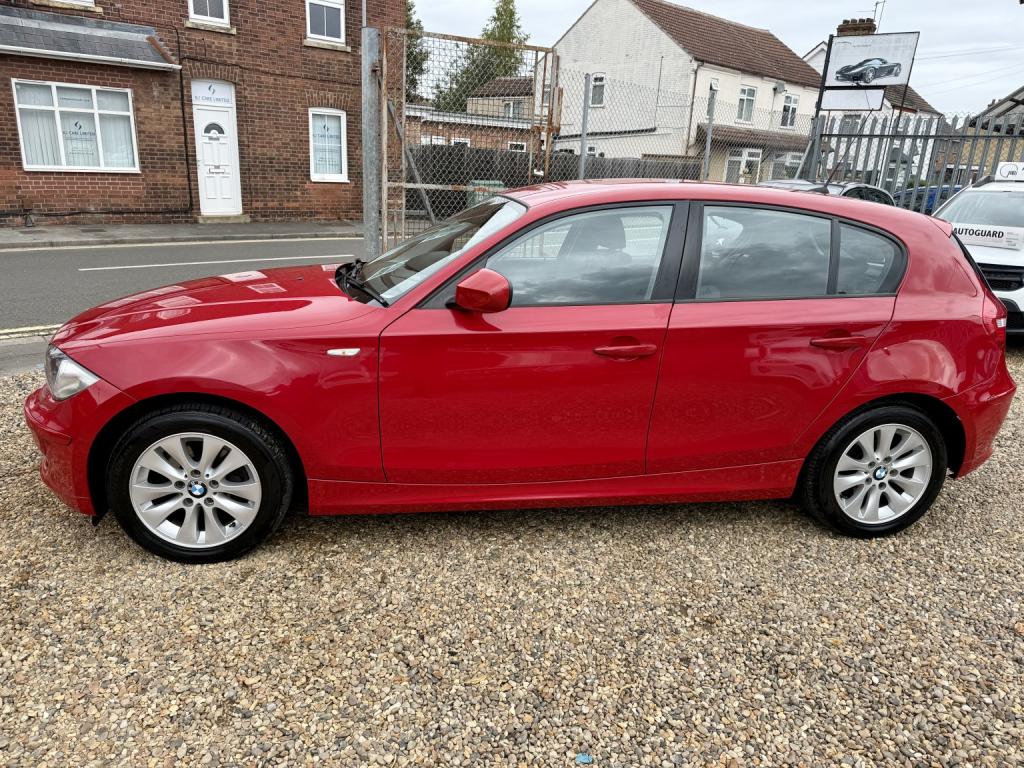 BMW 1 SERIES