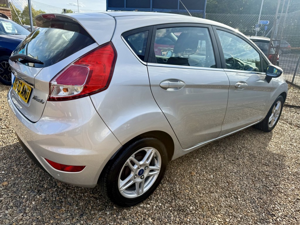 FORD FIESTA