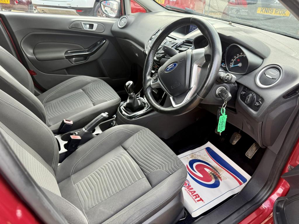 FORD FIESTA