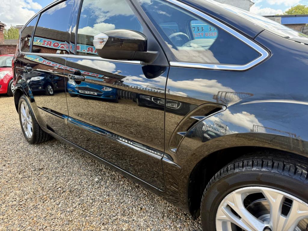 FORD S-MAX